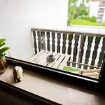 شقة C4s -come4stay -innharmony- Stilvoll Eingerichtetes Fuer Bis Zu 8 Personen - Hochwertige Betten I Voll Ausgestattete Kueche I Balkon I Badezimmer I Wlan I Smart Tv Toging am Inn