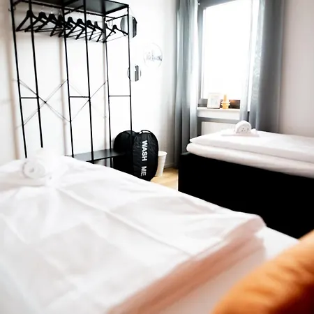 C4s -come4stay -innharmony- Stilvoll Eingerichtetes Fuer Bis Zu 8 Personen - Hochwertige Betten I Voll Ausgestattete Kueche I Balkon I Badezimmer I Wlan I Smart Tv *