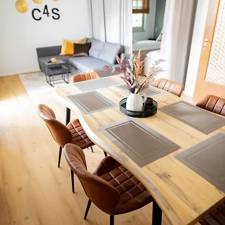 아파트 C4s -come4stay -innharmony- Stilvoll Eingerichtetes Fuer Bis Zu 8 Personen - Hochwertige Betten I Voll Ausgestattete Kueche I Balkon I Badezimmer I Wlan I Smart Tv *
