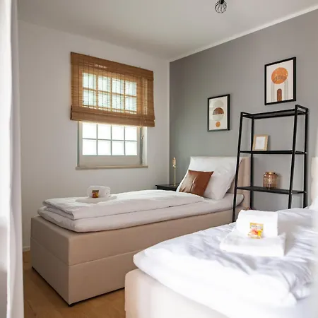 C4s -come4stay -innharmony- Stilvoll Eingerichtetes Fuer Bis Zu 8 Personen - Hochwertige Betten I Voll Ausgestattete Kueche I Balkon I Badezimmer I Wlan I Smart Tv *
